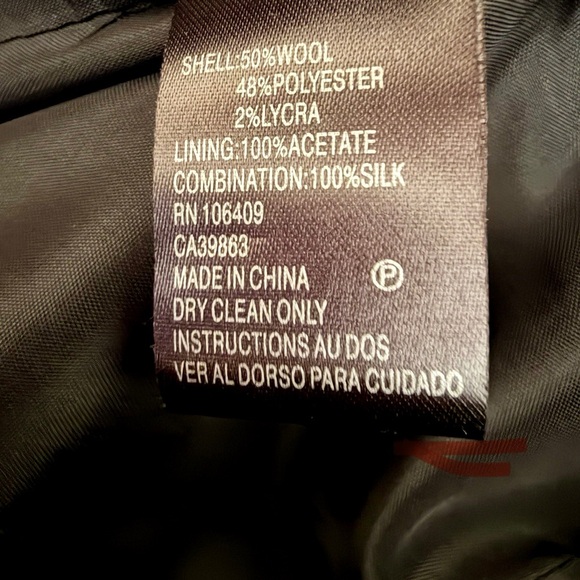 Tahari Black Blazer - Picture 5 of 7